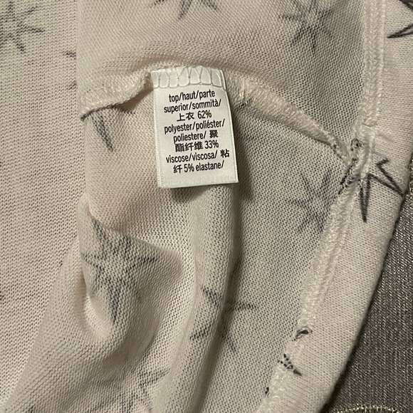 Victoria’s Secret Cozy Knit Sleep Set - Picture 8 of 12